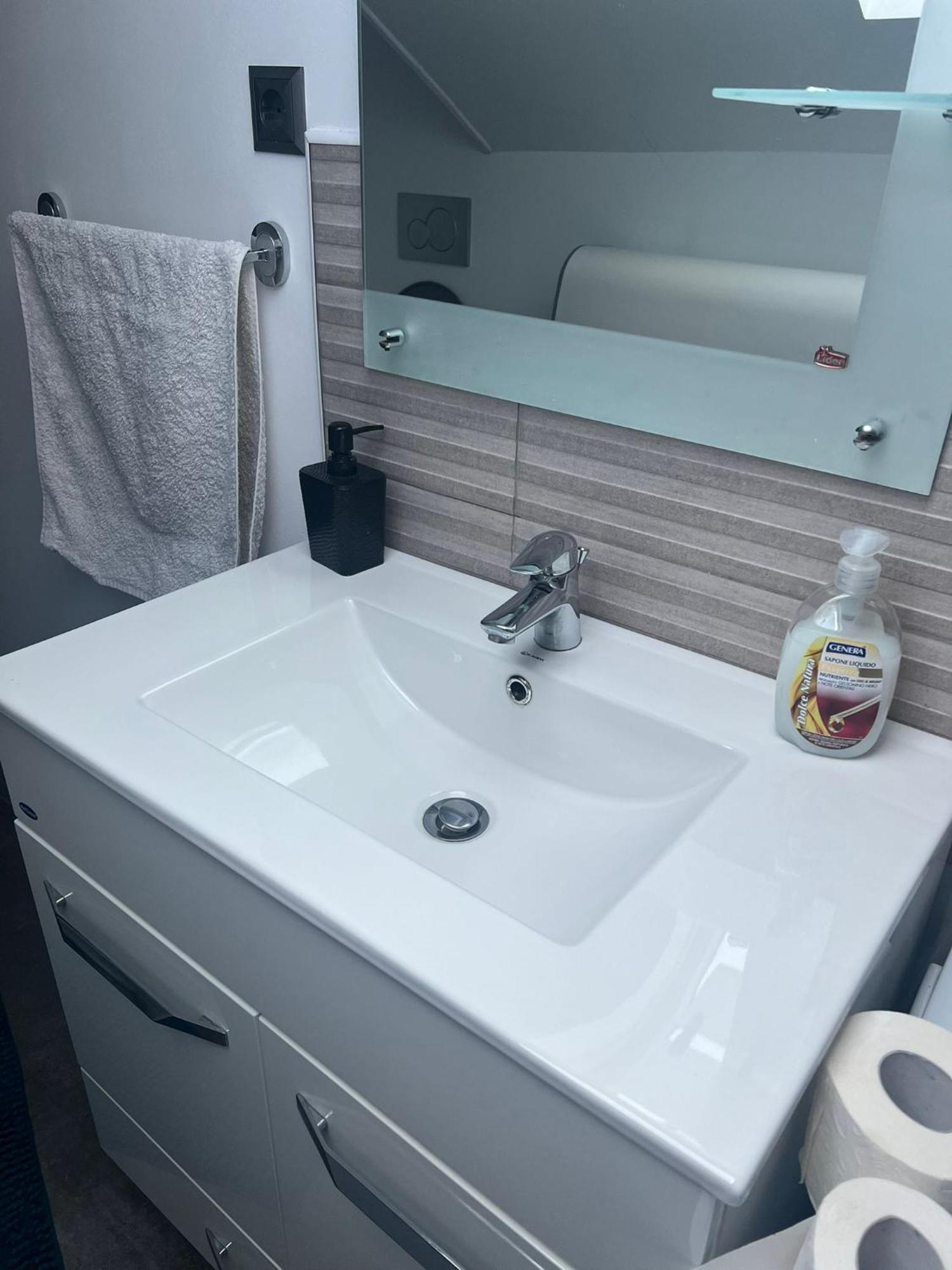 Apartament Mansarda Venus Râmnicu Vâlcea Eksteriør bilde